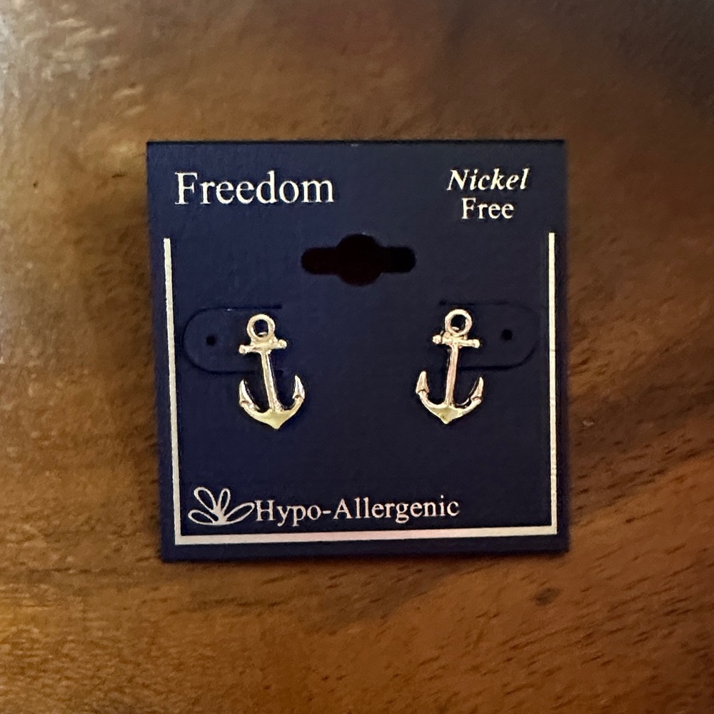 Freedom Hypo-Allergenic Silver Anchor Stud Earrings